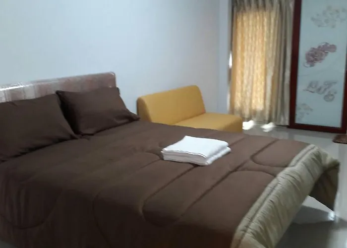 Hotel Roseate